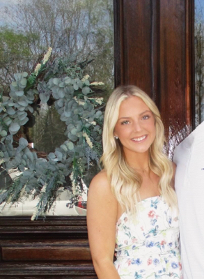 Anna Claire S – Lipscomb Student Seeking Babysitting Jobs