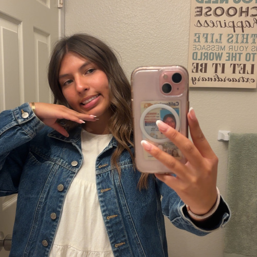Carmella M - CSUCI Babysitter