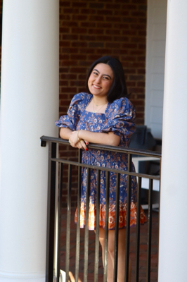 Suzan M - Auburn Babysitter