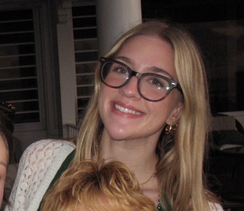 Elizabeth A - University of Iowa Babysitter