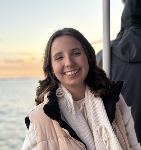 Isabelle L - University of Alabama Babysitter