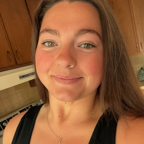 Makenzie J - Indian Hills Community College  Babysitter
