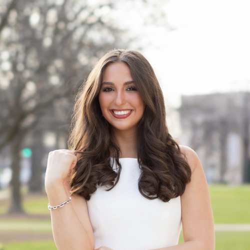 Anna Grace J - University of Alabama Babysitter