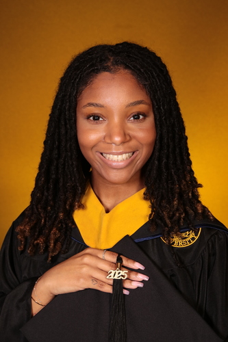 Jaelyn W - Bowie State Babysitter