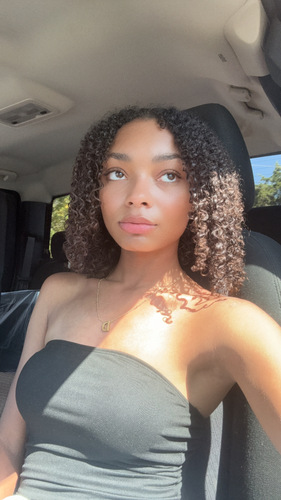 Damiana H - SOSU Babysitter