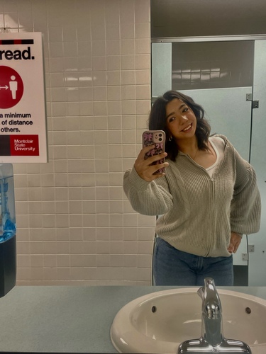 Isabella H - Montclair State Babysitter