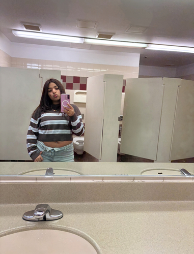Dayami L - NYIT Babysitter