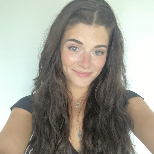 Isabella L - Columbia College Babysitter