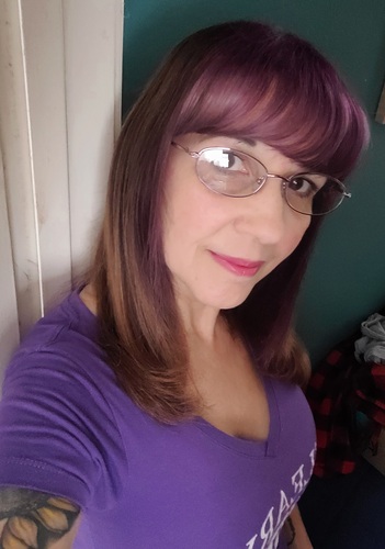 Stacy E - Ventura College Babysitter