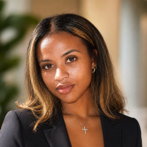 Monae C - Howard Babysitter