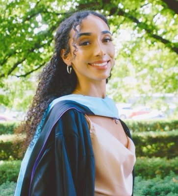 Maryam W - St. Edward's Babysitter