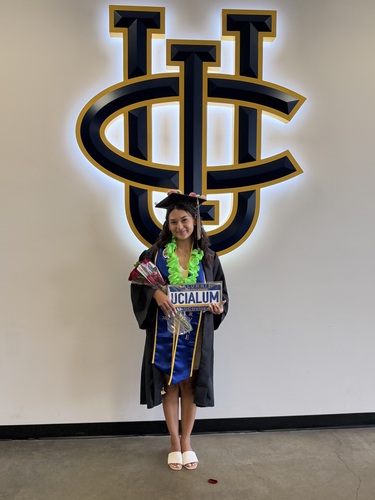Marissa M - UCI Babysitter