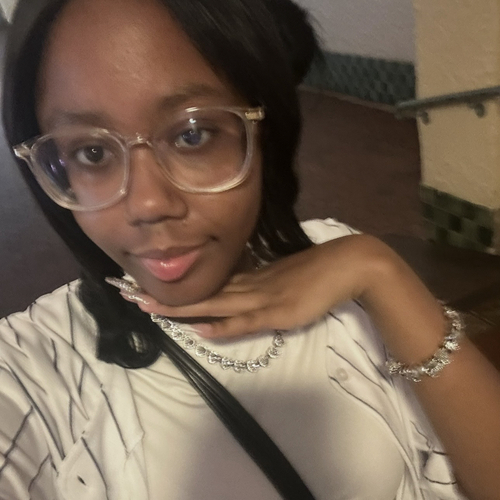 Aniyah S - SUNY Plattsburgh Babysitter