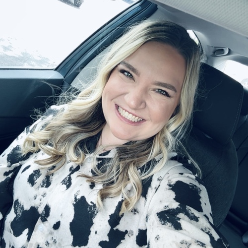 Kaci J - UAB Babysitter