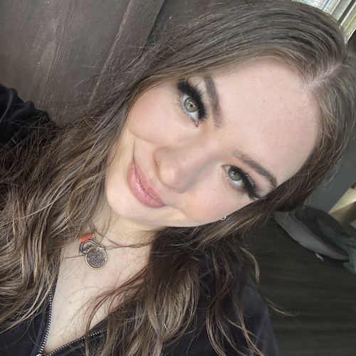 Daniela D - TWU Babysitter