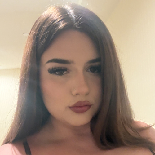 Julissa M - Fresno State Babysitter