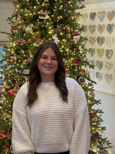 Anna S - Penn State Babysitter