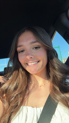 Alexandria M - Tiffin Babysitter