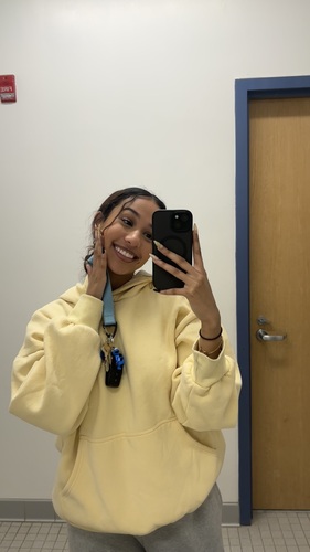 Delina I - GMU Babysitter