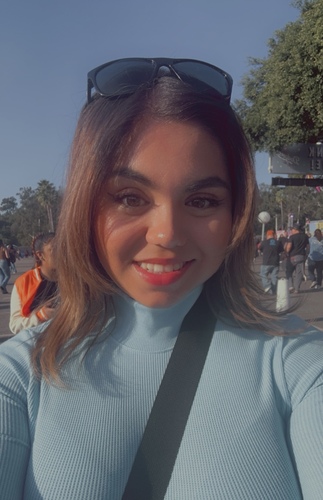 Arely J - ULV Babysitter