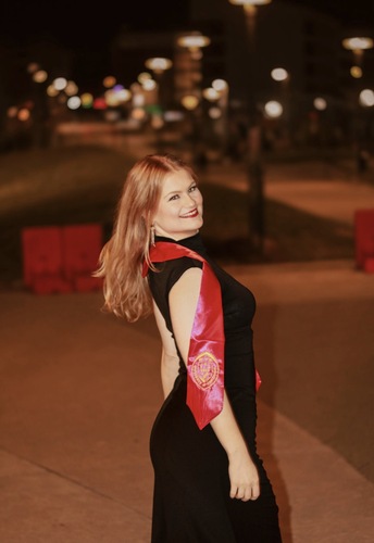 Olivia F - UC Babysitter