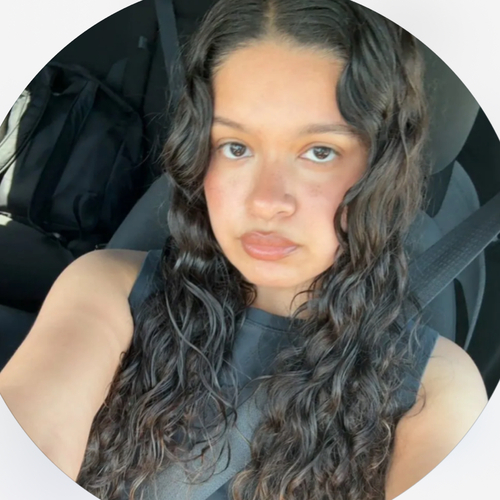 Lauren A - Fresno State Babysitter