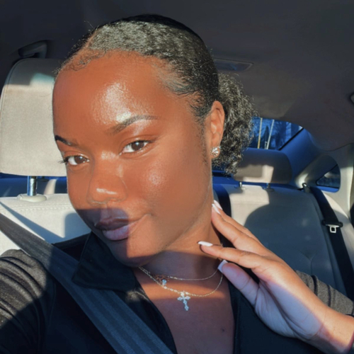 Chelsea L - Undefined Babysitter