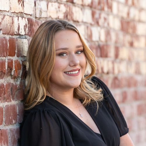 Julia N - State Center Community College District Babysitter