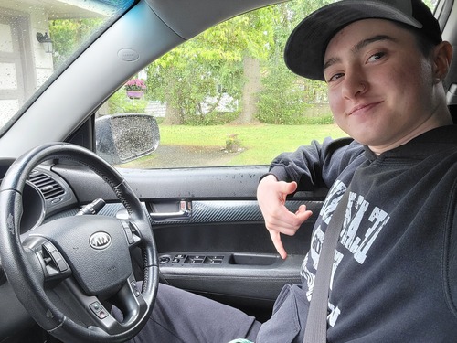 Ashton L - Edmonds Community College  Babysitter