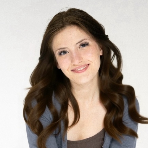 Meredith B - UCO Babysitter