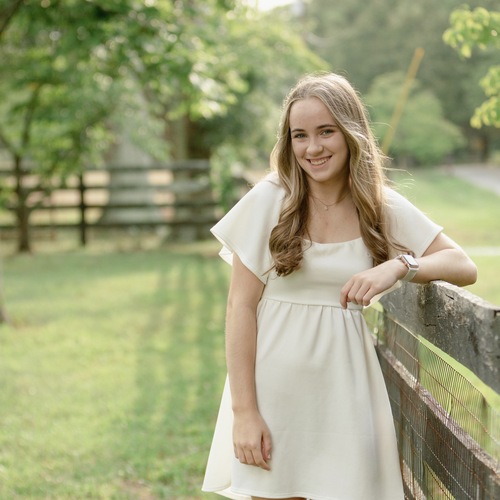 Anna F - Samford Babysitter