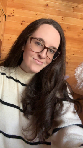 Serena Y - Husson Babysitter