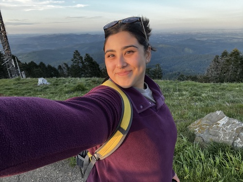 Marisa A - Oregon State Babysitter