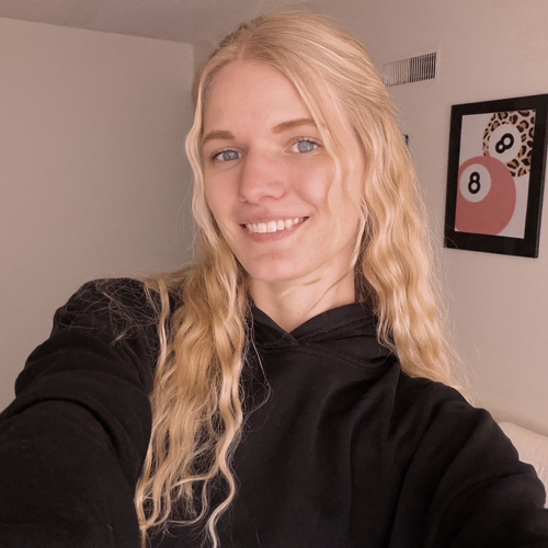 Kayla K - Kirkwood Babysitter