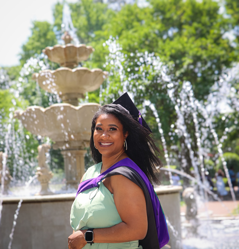 Elizabeth O - Regent Babysitter