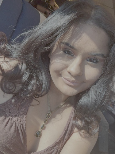 Violet G - San Diego Mesa College  Babysitter