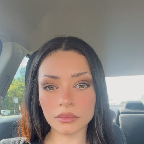 Michelle D – LaGuardia CC Student Seeking Nanny Jobs