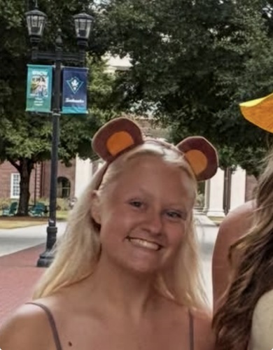 Ava D - UNCW Babysitter