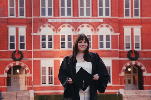 Alexis K - Auburn Babysitter