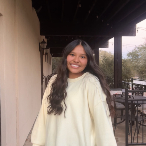 Emahli R - Texas State Babysitter