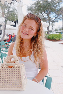 Chloe B - Mississippi State Babysitter