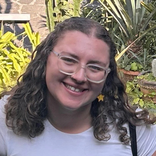 Maya K - AU Babysitter