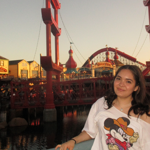 Emely B – College of the Canyons Student Seeking Babysitting Jobs