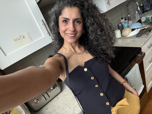 Giana R - UB Babysitter