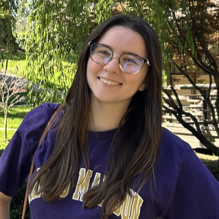 Zoe M - JMU Babysitter